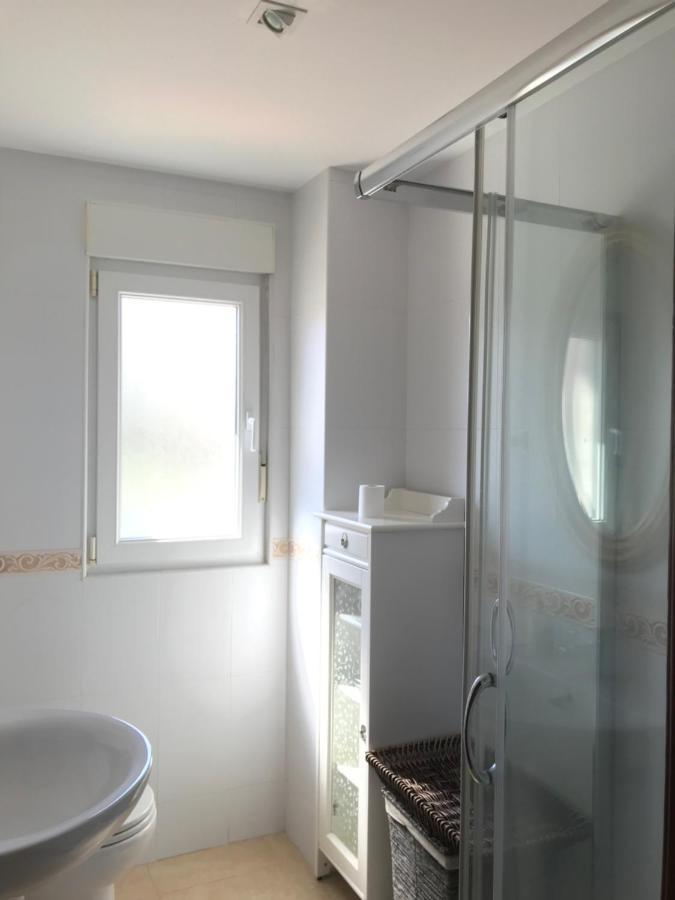 Apartamento con terraza primera linea de playa Finisterre Exterior foto